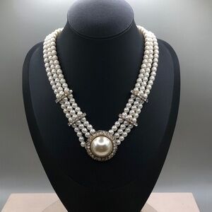 Vintage triple strand  fancy faux pearl necklace glam statement.